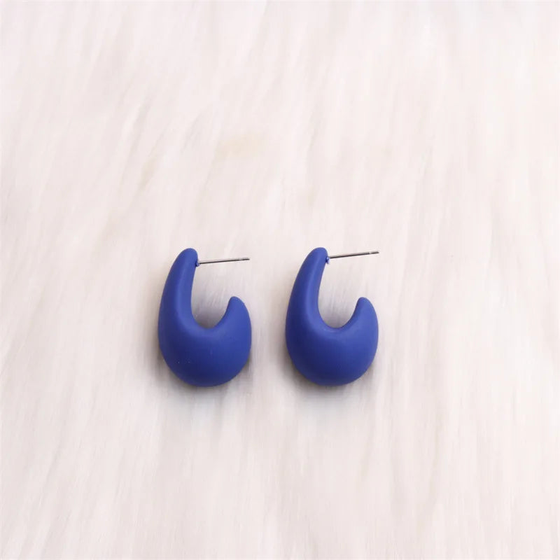 Water drop stud earrings