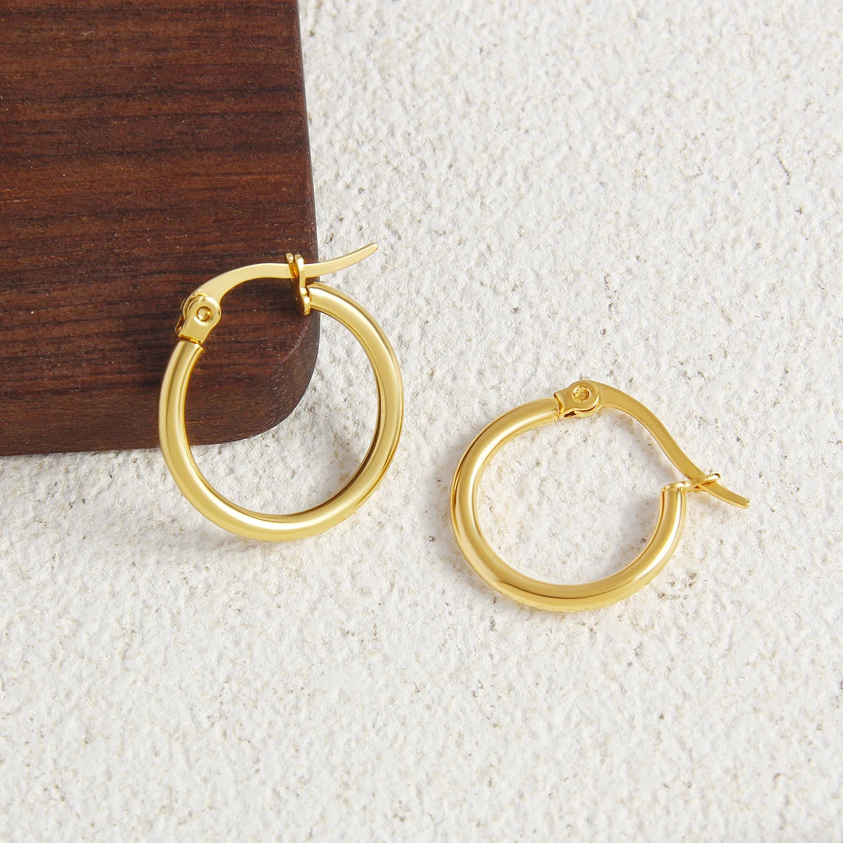 Round Pipe Earrings