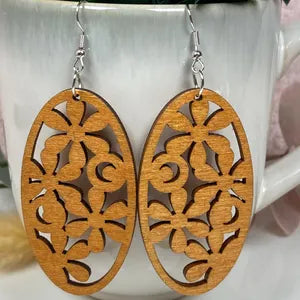 Boho Wood Earrings in Oval Flower