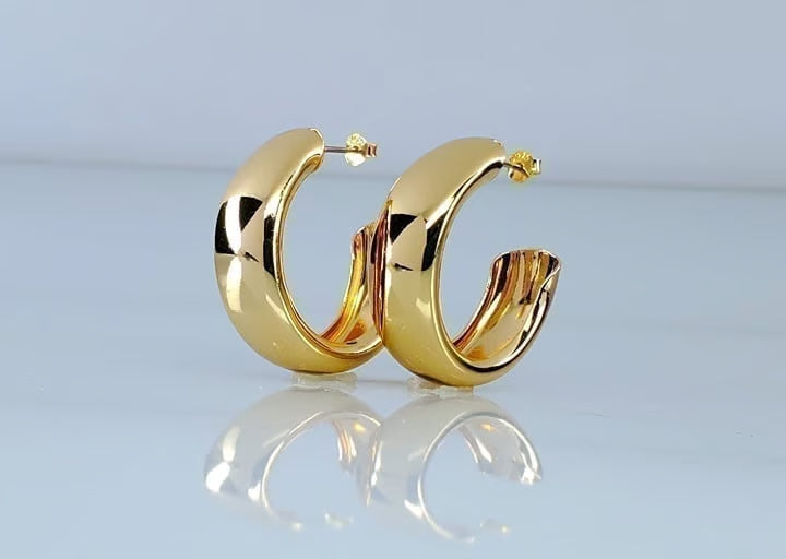 Golden chunky semi hoop earrings