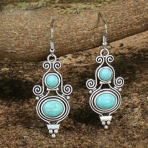 Elegant Boho Earrings With A Drop-shaped Design