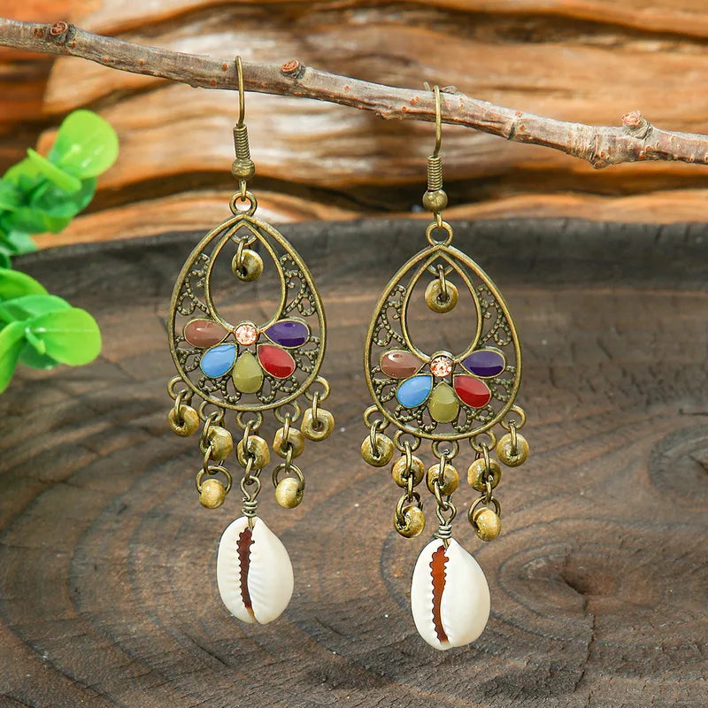 Beach Wear - Hanging Shell Earrings