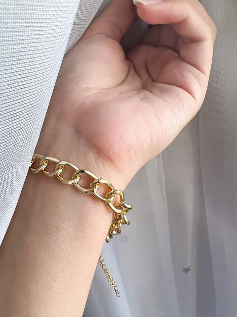 Unisex Classic Gold Chain Bracelet