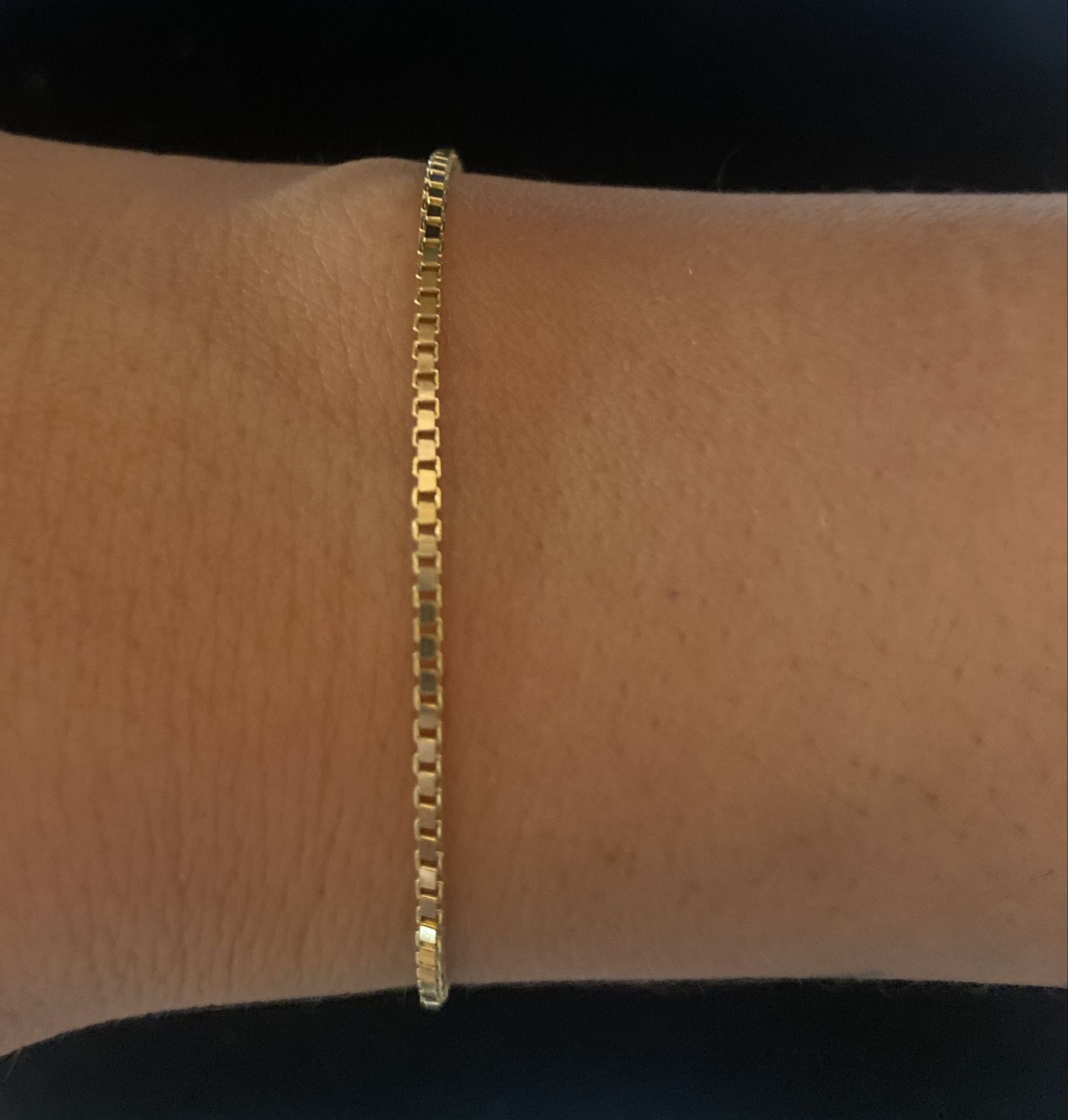 Yellow Gold Box Chain Bracelet – Sleek & Minimalist Design